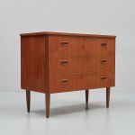 1148 2039 CHEST OF DRAWERS